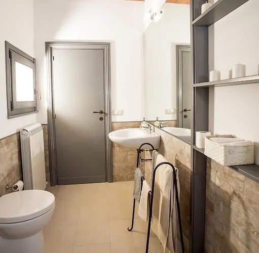 Apartment Byzantine Feel *